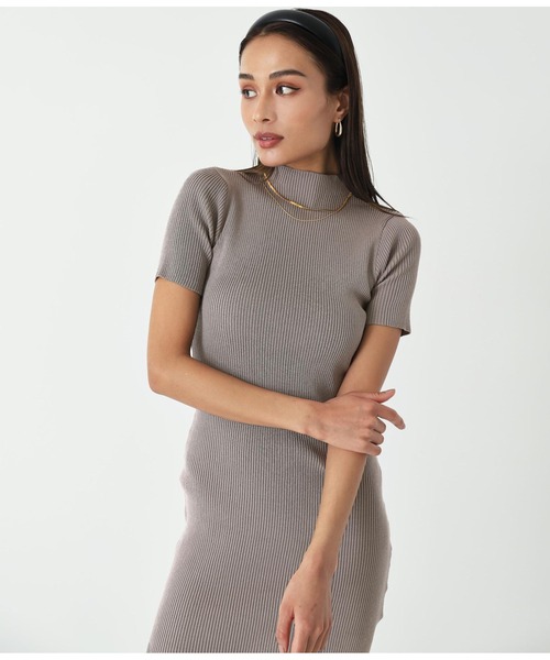 ANAP（アナップ）の「プチハイネックミニワンピース（ワンピース・レディース・ライトグレー/ブラック/グレイッシュベージュ・FREE）」の14枚目の写真