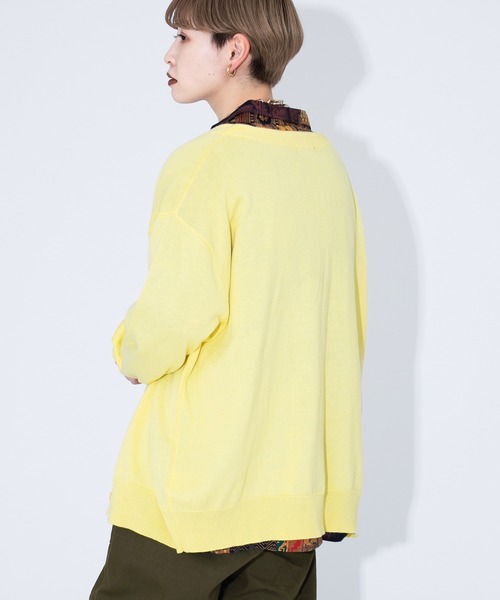 kutir（クティール）の「Vネックカラーカーディガン（カーディガン/ボレロ・レディース・ベージュ/パープル/レッド/ピンク/イエロー/ブルー/グリーン・FREE）」の21枚目の写真