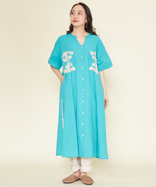 チャイハネ（チャイハネ）の「【チャイハネ】カスティール刺繍シャツワンピース（シャツワンピース・レディース・ホワイト/ブラウン/ブルー・FREE）」の11枚目の写真