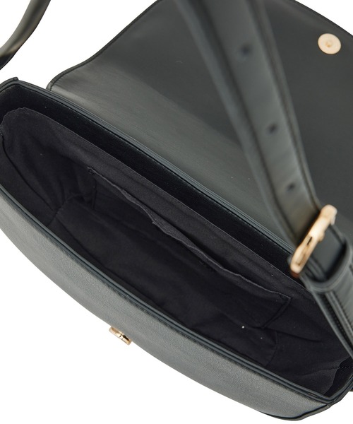 VIS（ビス）の「リサイクルフェイクレザーフロントジップハーフムーンショルダー【sustainable】（ショルダーバッグ・レディース・ブラック/キナリ/グリーン・FREE）」の15枚目の写真