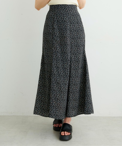 FREE'S MART（フリーズマート）の「フラワープリントマーメイドスカート（スカート・レディース・ホワイト系その他/ブラック系その他/ベージュ系その他・SMALL/MEDIUM）」の6枚目の写真