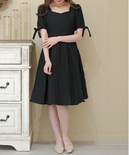 Areeam（アリーム）の「フラワージャガード ミニワンピース（ドレス・レディース・オフホワイト/サックスブルー/ブラック・FREE）」の2枚目の写真