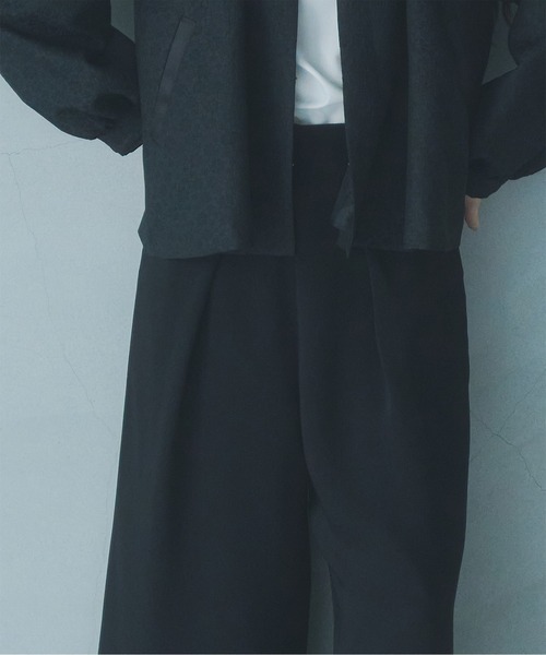 WHYTO.（ホワイト）の「「WHYTO. / ホワイト」Tuck trouser（その他パンツ・レディース・ブラック/ネイビー・38/36）」の8枚目の写真