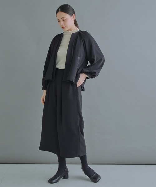 WHYTO.（ホワイト）の「「WHYTO. / ホワイト」Tuck trouser（その他パンツ・レディース・ブラック/ネイビー・38/36）」の9枚目の写真