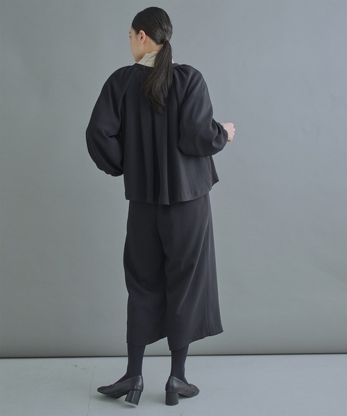 WHYTO.（ホワイト）の「「WHYTO. / ホワイト」Tuck trouser（その他パンツ・レディース・ブラック/ネイビー・38/36）」の15枚目の写真