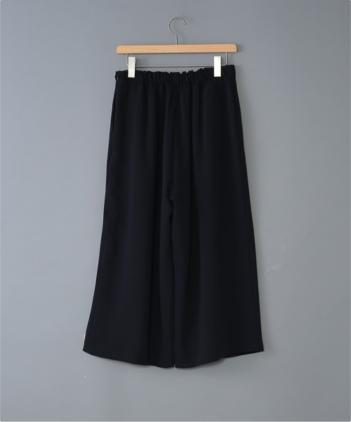 WHYTO.（ホワイト）の「「WHYTO. / ホワイト」Tuck trouser（その他パンツ・レディース・ブラック/ネイビー・38/36）」の22枚目の写真