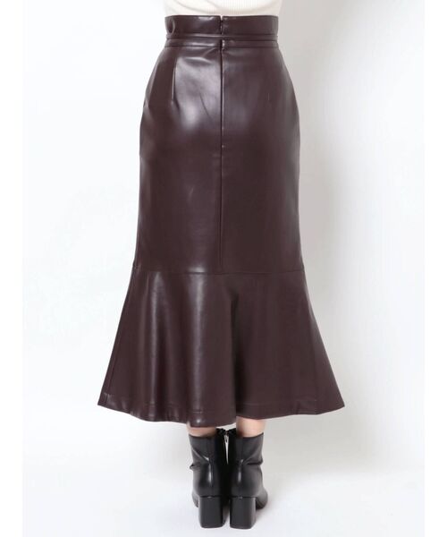 MERCURYDUO（マーキュリーデュオ）の「ハイウエストフェイクレザースカート（スカート・レディース・ブラウン/アイボリー・SMALL/MEDIUM）」の18枚目の写真