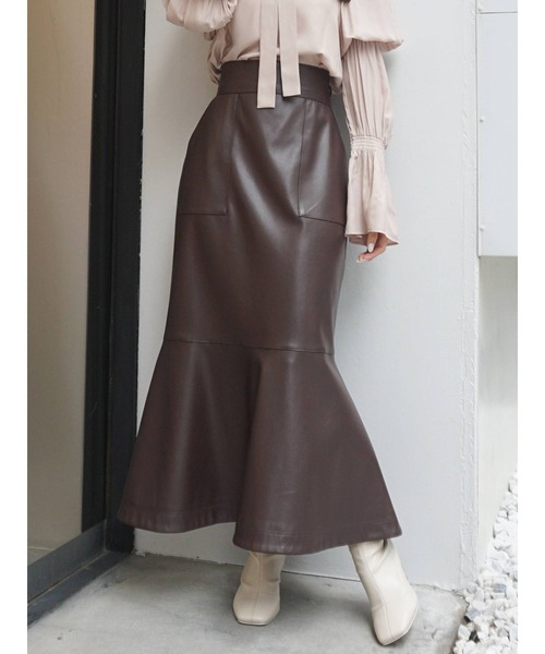 MERCURYDUO（マーキュリーデュオ）の「ハイウエストフェイクレザースカート（スカート・レディース・ブラウン/アイボリー・SMALL/MEDIUM）」の2枚目の写真
