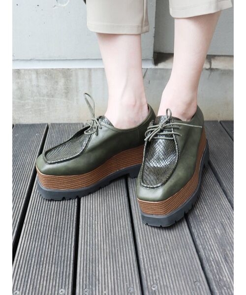 MURUA（ムルーア）の「レースアップウェッジシューズ（ローファー・レディース・ブラック/ブラウン/カーキ・35/36/37）」の3枚目の写真