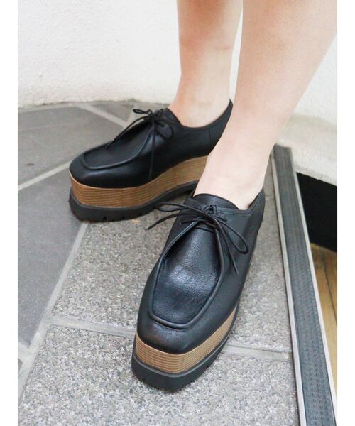 MURUA（ムルーア）の「レースアップウェッジシューズ（ローファー・レディース・ブラック/ブラウン/カーキ・35/36/37）」の19枚目の写真