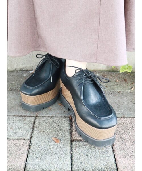 MURUA（ムルーア）の「レースアップウェッジシューズ（ローファー・レディース・ブラック/ブラウン/カーキ・35/36/37）」の7枚目の写真