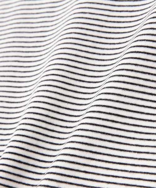 FREE'S MART（フリーズマート）の「細ボーダーノースリーブカットソー（Tシャツ/カットソー・レディース・ブラック系その他/ブルー系その他/ホワイト系その他・FREE）」の21枚目の写真