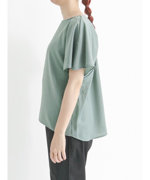 Te chichi TERRASSE（テチチテラス）の「後ろねじりブラウス（シャツ/ブラウス・レディース・ブラック/オフホワイト/グリーン・ﾌﾘ-）」の7枚目の写真