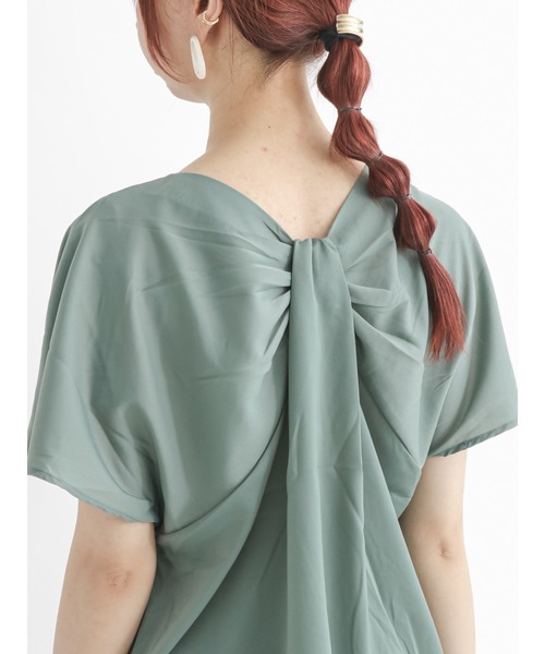 Te chichi TERRASSE（テチチテラス）の「後ろねじりブラウス（シャツ/ブラウス・レディース・ブラック/オフホワイト/グリーン・ﾌﾘ-）」の8枚目の写真