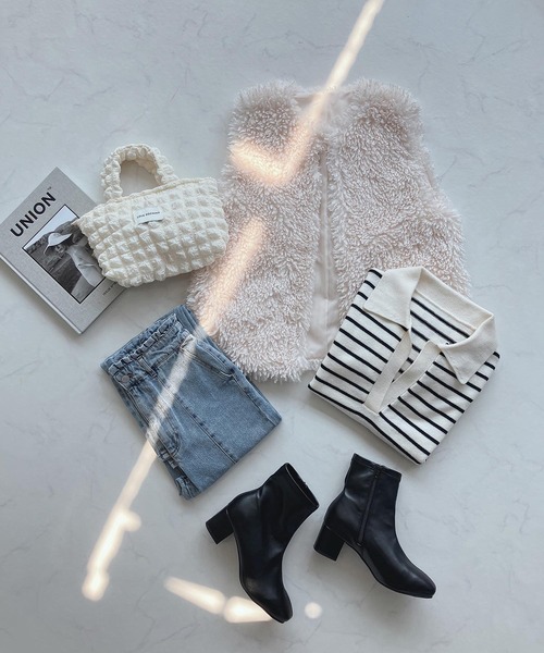 AS KNOW AS plus（アズノゥアズプラス）の「♪シープくるくる フェイクファーベスト　【2023AWアイテム】（ベスト・レディース・ベージュ/ブラウン/アイボリー/モカ/チャコールグレー・FREE）」の13枚目の写真