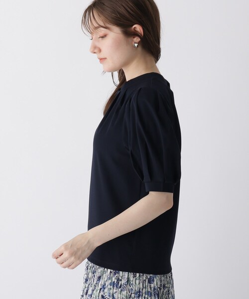 index（インデックス）の「◆ツイストネックトップス【WEB限定サイズ】（Tシャツ/カットソー・レディース・オフホワイト/ネイビー/ピンクベージュ・36/38/40/42）」の5枚目の写真