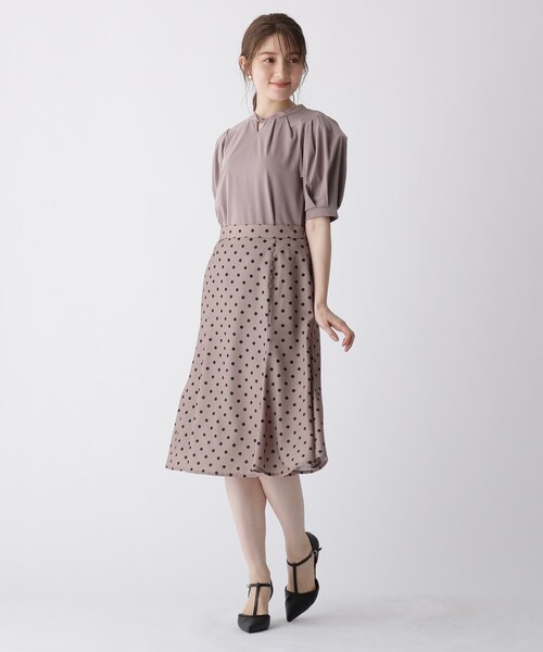 index（インデックス）の「◆ツイストネックトップス【WEB限定サイズ】（Tシャツ/カットソー・レディース・オフホワイト/ネイビー/ピンクベージュ・36/38/40/42）」の18枚目の写真