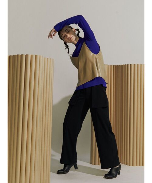 UN3D.（アンスリード）の「アウトポケットタックパンツ（その他パンツ・レディース・ブラック/ベージュ/カーキ・36/38）」の13枚目の写真