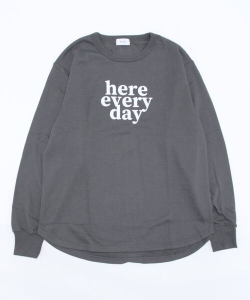 FOV（フォブ）の「フォブ here every day トレーナー（その他トップス・レディース・チャコールグレー/グレー/グレイッシュベージュ・F）」の2枚目の写真