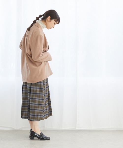 menue(メヌエ)の「スクエアトゥ チェーンモチーフ ローファーパンプス(ローファー・レディース・ダークブラウン/アイボリー/ブラック・L/XS/M/S/LL/3L)」の5枚目の写真