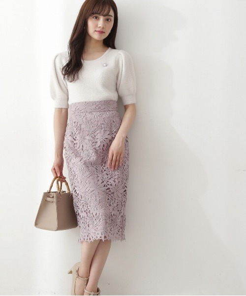 PROPORTION BODY DRESSING（プロポーションボディドレッシング）の「＜Ｅ＞ブローチ付きパフスリーブフェザーニット / 1212275800（ニット/セーター・レディース・オフホワイト/ダークグレー・FREE）」の6枚目の写真