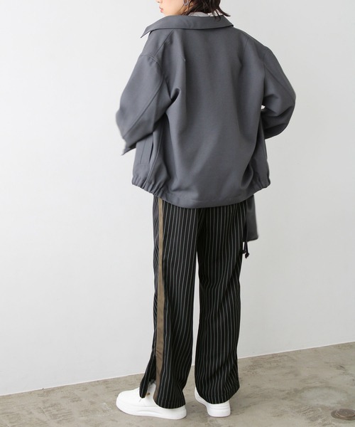 GeeRA(ジーラ)の「サイドライン裾スリットパンツ(その他パンツ・レディース・ブラック/ネイビー・SMALL/MEDIUM/LARGE)」の8枚目の写真