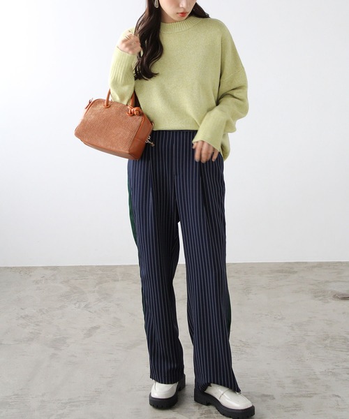 GeeRA(ジーラ)の「サイドライン裾スリットパンツ(その他パンツ・レディース・ブラック/ネイビー・SMALL/MEDIUM/LARGE)」の13枚目の写真