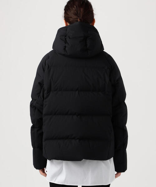 TOMORROWLAND （トゥモローランド）の「【別注】DESCENTE ALLTERRAIN