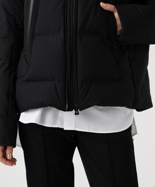 TOMORROWLAND （トゥモローランド）の「【別注】DESCENTE ALLTERRAIN×TOMORROWLAND MIZUSAWA DOWN JACKET MOUNTAINEER（ダウンジャケット/コート・レディース・ブラック・3）」の15枚目の写真