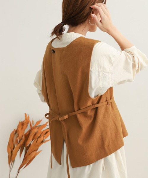 URBAN RESEARCH DOORS（アーバンリサーチドアーズ）の「『セットアップ対応』 キモウヘリンボーンベスト（ベスト・レディース・チャコールグレー/キャメル・MEDIUM）」の4枚目の写真