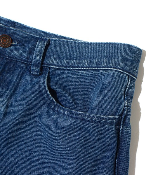 atmos pink（アトモスピンク）の「atmos pink 切りっぱなし デニムパンツ / アトモスピンク キリッパナシ デニムパンツ（デニムパンツ・レディース・ブルー/ブラック・M/L）」の5枚目の写真