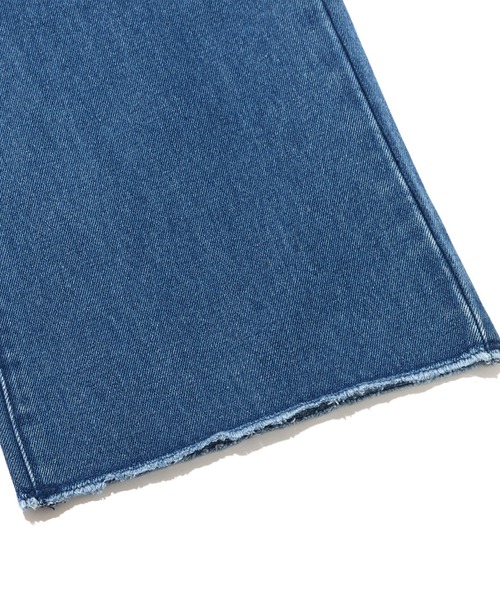 atmos pink（アトモスピンク）の「atmos pink 切りっぱなし デニムパンツ / アトモスピンク キリッパナシ デニムパンツ（デニムパンツ・レディース・ブルー/ブラック・M/L）」の7枚目の写真