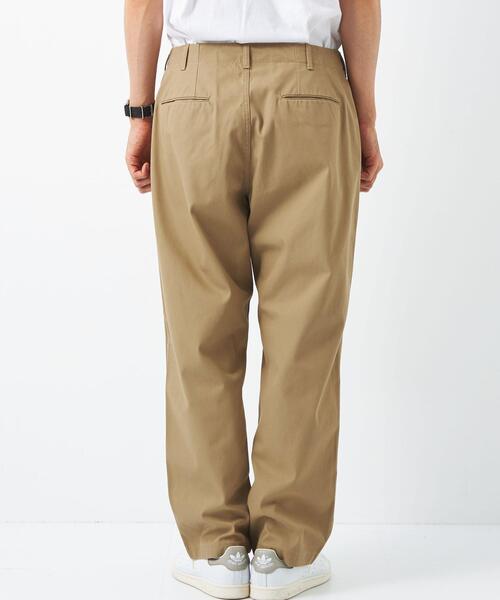 green label relaxing(グリーンレーベルリラクシング)の「FINE BASIC ハイツイストギャバ テーパード パンツ(チノパンツ・メンズ・ベージュ/ダークグレー・S/M/L)」の9枚目の写真