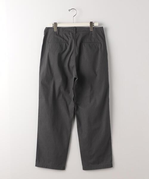 green label relaxing(グリーンレーベルリラクシング)の「FINE BASIC ハイツイストギャバ テーパード パンツ(チノパンツ・メンズ・ベージュ/ダークグレー・S/M/L)」の13枚目の写真
