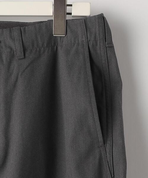 green label relaxing(グリーンレーベルリラクシング)の「FINE BASIC ハイツイストギャバ テーパード パンツ(チノパンツ・メンズ・ベージュ/ダークグレー・S/M/L)」の16枚目の写真