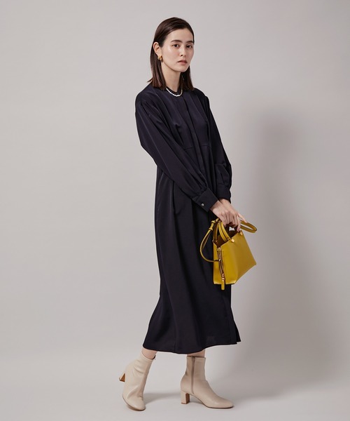 ROPE'（ロペ）の「ウエストタックシャツワンピース（シャツワンピース・レディース・ブラック/ネイビー・38/36）」の6枚目の写真