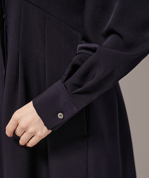 ROPE'（ロペ）の「ウエストタックシャツワンピース（シャツワンピース・レディース・ブラック/ネイビー・38/36）」の16枚目の写真