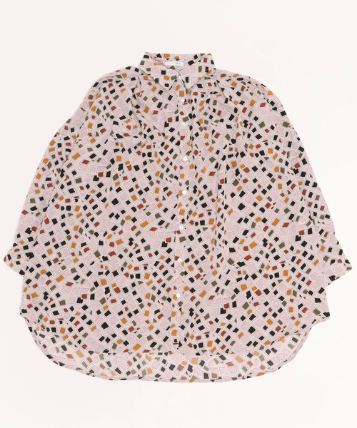 sandy（サンディー）の「【sandy】プリントレギュラーカラーチュニシャツ（シャツ/ブラウス・レディース・ブラック/ブラウン/ベージュ系その他・FREE）」の3枚目の写真