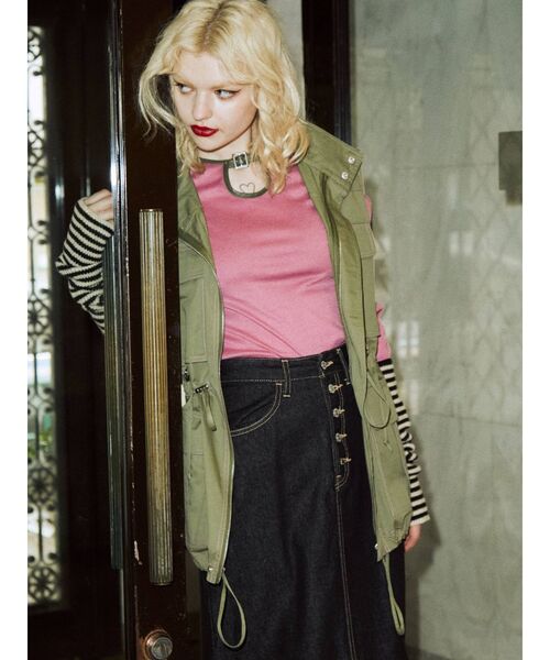 jouetie（ジュエティ）の「ステッチツイルオーバーベスト（ベスト・レディース・アイボリー/ブラック/カーキ・MEDIUM）」の7枚目の写真