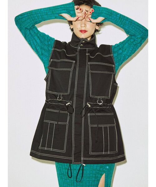 jouetie（ジュエティ）の「ステッチツイルオーバーベスト（ベスト・レディース・アイボリー/ブラック/カーキ・MEDIUM）」の13枚目の写真