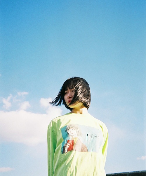 ONE DAY KMC (ワンデイケーエムシー)の「DEPROID / DEPROID×Itaru straw L/S TEE(Tシャツ/カットソー・メンズ・ブラック/ブラウン/ライム・FREE)」の1枚目の写真