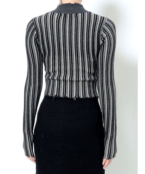 EMODA(エモダ)の「クラッシュショートリブニット(ニット/セーター・レディース・アイボリー/その他/その他1/ブラック・FREE)」の17枚目の写真