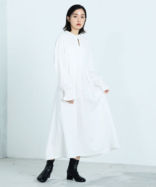 fredy emue(フレディエミュ)の「【セットアップ】ボレロニットセットワンピース(ワンピース・レディース・ブラック/オフホワイト・38)」の17枚目の写真