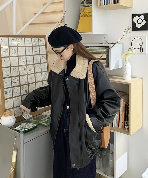 Doula Doula（ドゥーラドゥーラ）の「ヴィンテージライク合成皮革ブルゾンジャケット（ブルゾン・レディース・ブラック/ブラウン/グレイッシュベージュ・FREE）」の14枚目の写真