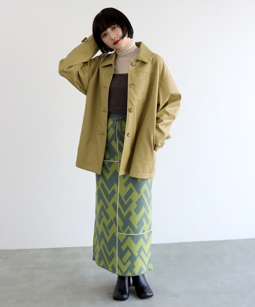 TENTO(テント)の「ステンカラー フェイクレザージャケット(ステンカラーコート・レディース・ブラック/黄緑系・FREE)」の19枚目の写真