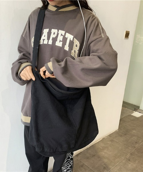 fd style(エフディ スタイル)の「キャンバスショルダーバッグ(ショルダーバッグ・レディース・ブラック/カーキ/アイボリー/レッド・FREE)」の8枚目の写真