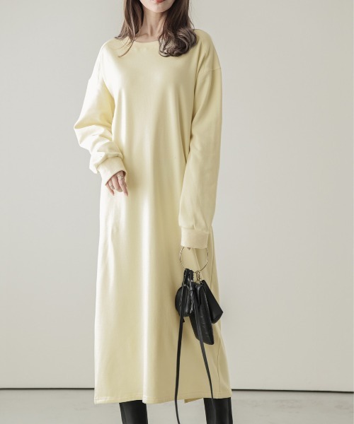 La-gemme(ラジェム)の「裏起毛スウェットワンピース(ワンピース・レディース・ブルー/グリーン/イエロー/ブラック・フリー)」の11枚目の写真
