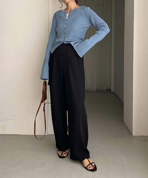 CAPRICIEUX LE'MAGE（カプリシューレマージュ）の「セッパボタン2WAYリブカーディガン（カーディガン/ボレロ・レディース・ブルー/オフホワイト/ベージュ/ブラック/ピンク・FREE）」の13枚目の写真