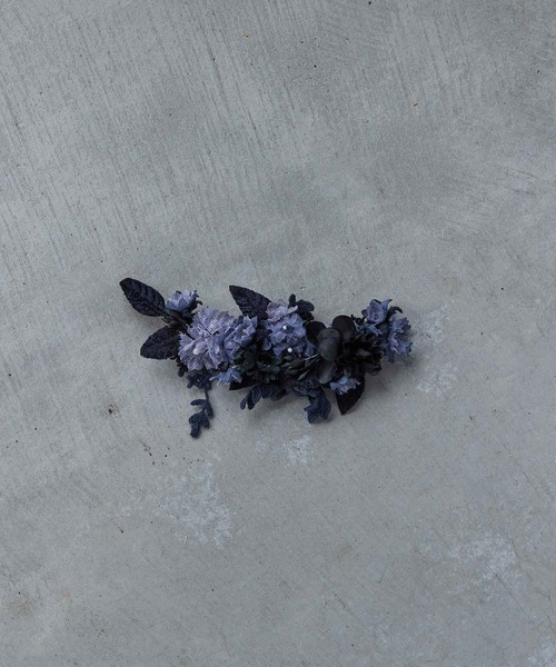 m.soeur（エムスール）の「ツルリーフとお花のクリップ（バレッタ/ヘアクリップ・レディース・ブラック/ホワイト/グリーン/ブルー・FREE）」の8枚目の写真