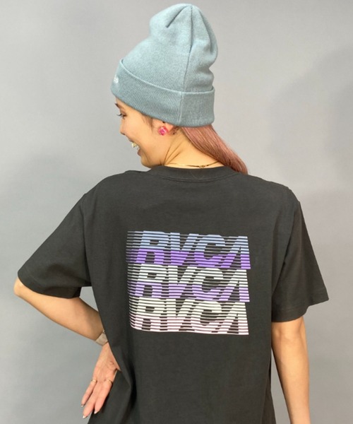 RVCA(ルーカ)の「【ムラサキスポーツ別注】RVCA/ルーカ ルーズシルエット/無地/バックプリントロゴTシャツ BD043-P21(Tシャツ/カットソー・レディース・ホワイト×ブラック/ブラック×ブラック/グレー・S/M/L)」の3枚目の写真